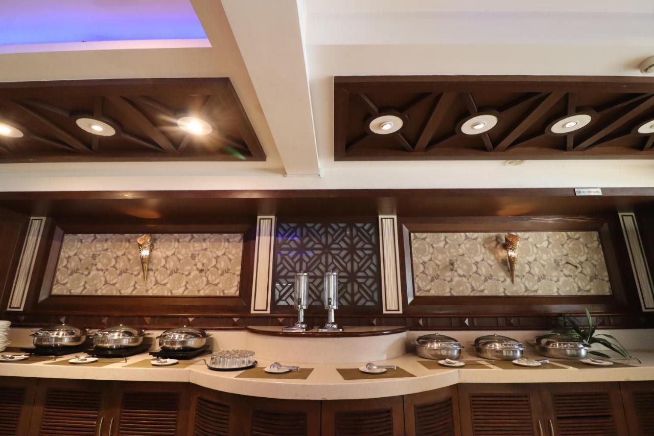 Crestmont Ashapurna Jaipur, Banipark Hotell Eksteriør bilde