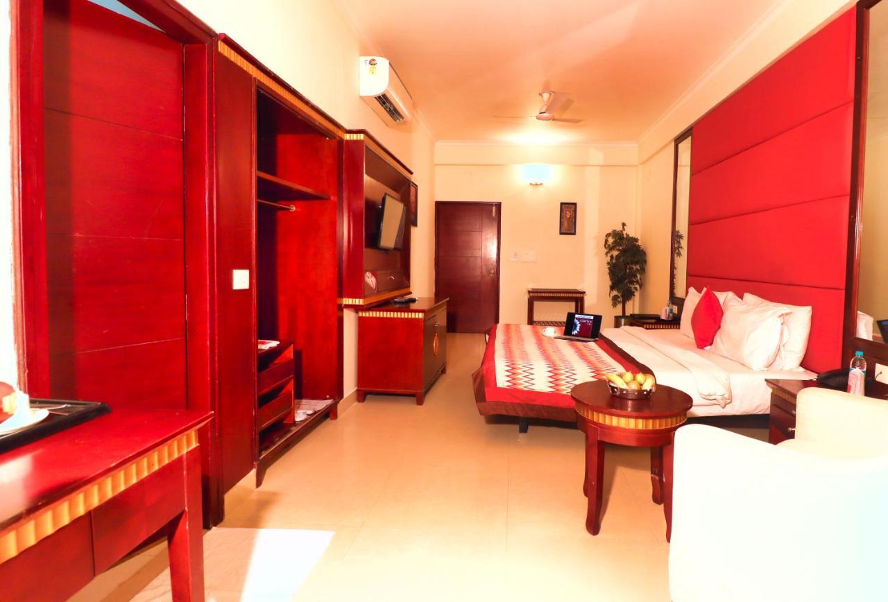 Crestmont Ashapurna Jaipur, Banipark Hotell Eksteriør bilde