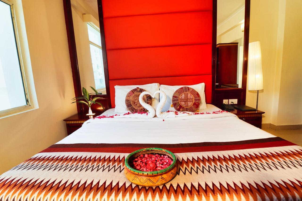 Crestmont Ashapurna Jaipur, Banipark Hotell Eksteriør bilde