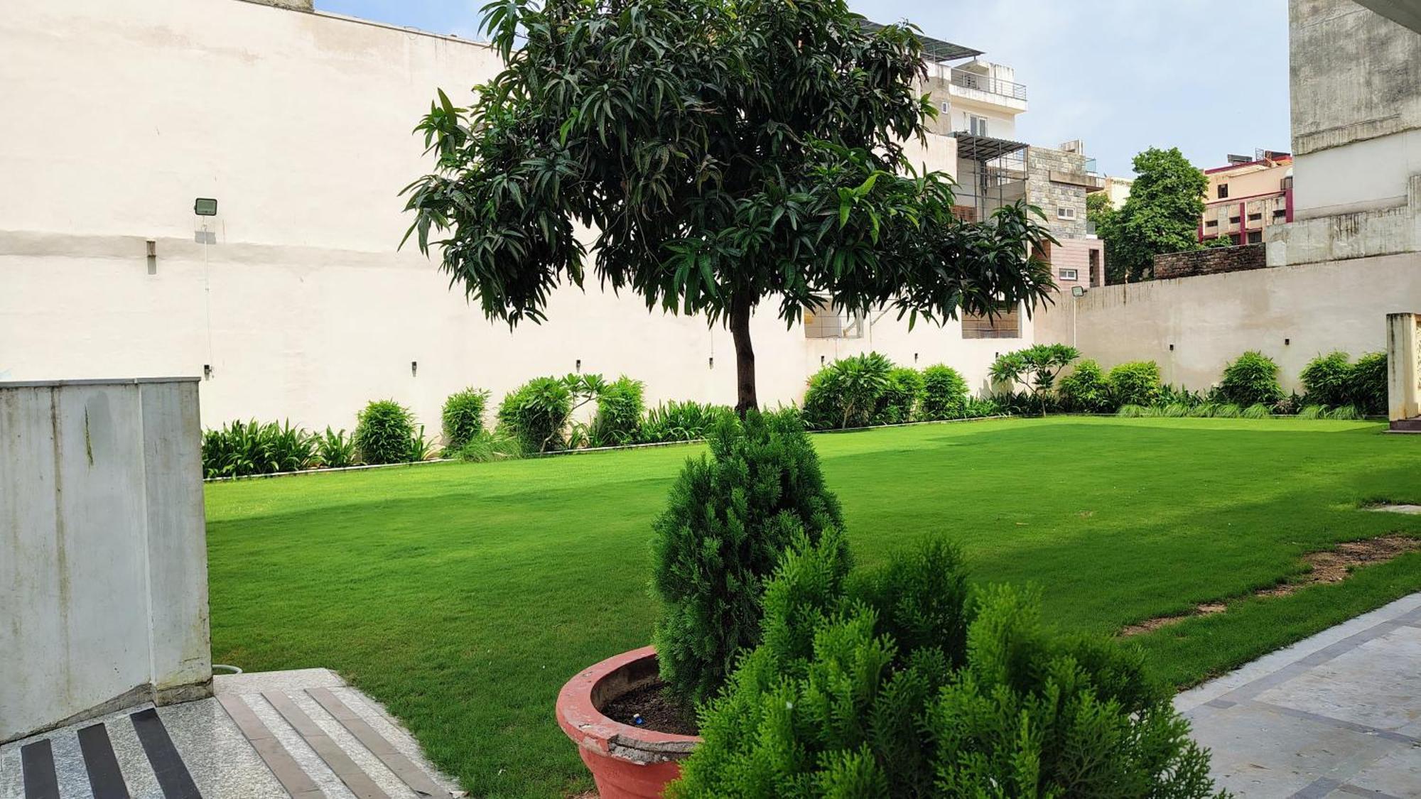 Crestmont Ashapurna Jaipur, Banipark Hotell Eksteriør bilde