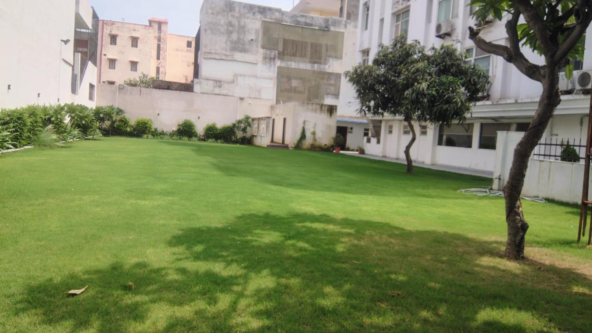 Crestmont Ashapurna Jaipur, Banipark Hotell Eksteriør bilde