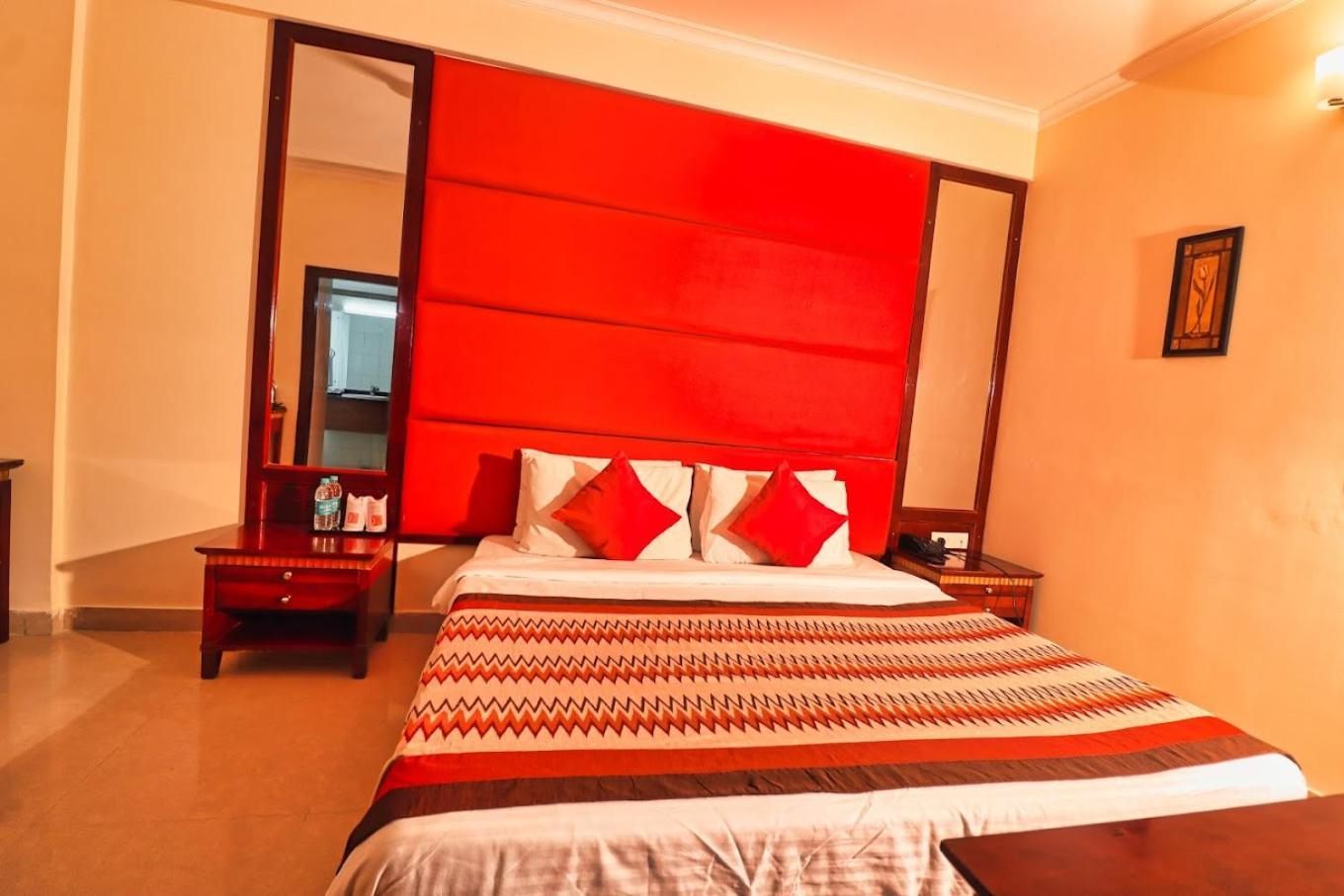 Crestmont Ashapurna Jaipur, Banipark Hotell Eksteriør bilde